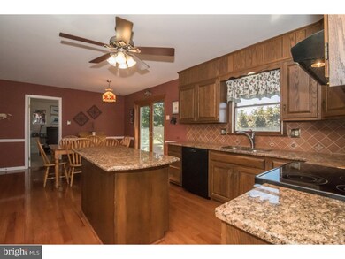 808 Cottonwood Dr, Malvern, PA 19355 - photo 6