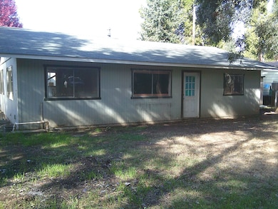 1331 Vista Dr, Grants Pass, OR 97527 - photo 7