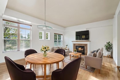 2550 38th Ave NE unit 112, Columbia Heights, MN 55421 - photo 2