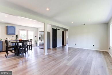 270 S 4th St, Mount Wolf, PA 17347 - photo 3