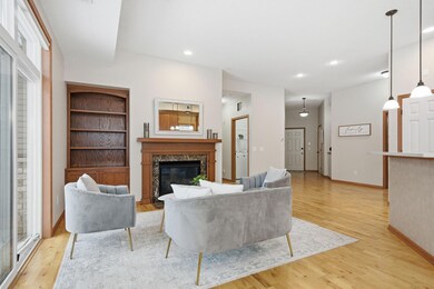 1256 County Road D E unit 104, Maplewood, MN 55109 - photo 4