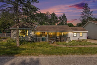 46778 Sycamore Dr, Bangor, MI 49013 - photo 3