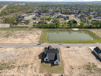 2719 E 135th St S, Bixby, OK 74008 - photo 4