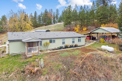 589 Highland Loop Rd, Kettle Falls, WA 99141 - photo 4