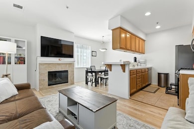 13009 Evening Creek Dr S unit 8, San Diego, CA 92128 - photo 5