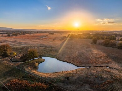 80 S County Road 4440, McCurtain, OK 74944 - photo 7