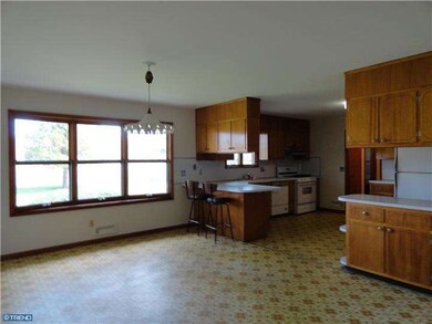 1303 Windsor Edinburg Rd, Princeton Junction, NJ 08550 - photo 5