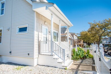 232 Dupont Ave