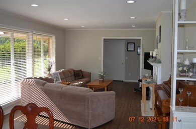 Photo 4