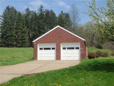 Parking Lot/Garage. 2 CAR DETACHED GARAGE WITH GAR