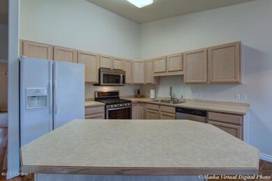 Kitchen With Island/Bar