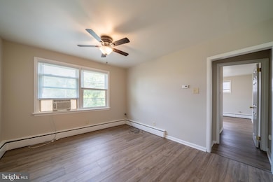 335 Marshall St unit D, Kennett Square, PA 19348 - photo 4