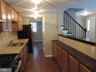 9616 Nonquitt Dr, Fairfax, VA 22031 - photo 6