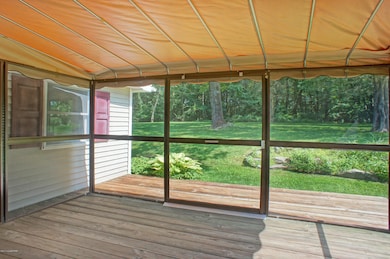 5638 Cherry Valley Rd, Saylorsburg, PA 18353 - photo 6