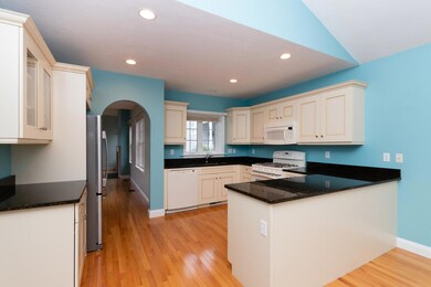 20 Prestwick Rd, Buzzards Bay, MA 02532 - photo 3