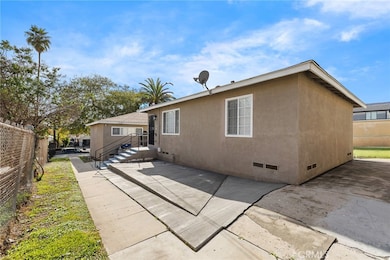 5339 Oakland St unit 1/4, Los Angeles, CA 90032 - photo 2