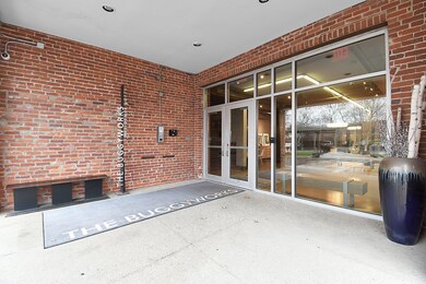 448 W Nationwide Boulevard.