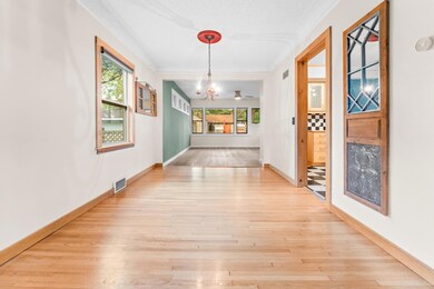 4253 Ewing Ave N, Robbinsdale, MN 55422 - photo 6