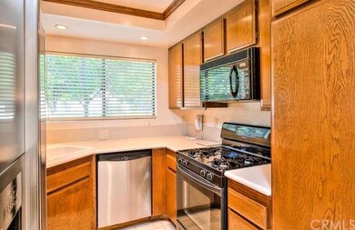 Light and Bright Kitchen