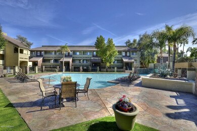 014_Pool View-4