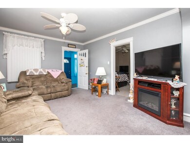 814 Bergen St, Gloucester City, NJ 08030 - photo 3