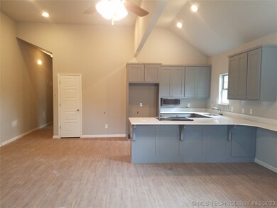 312 W Fort Worth St, Broken Arrow, OK 74012 - photo 3