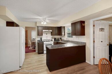 30 Providence Ln, Howell, NJ 07731 - photo 7