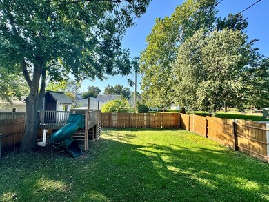 814 E Normal Ave, Kirksville, MO 63501 - photo 4