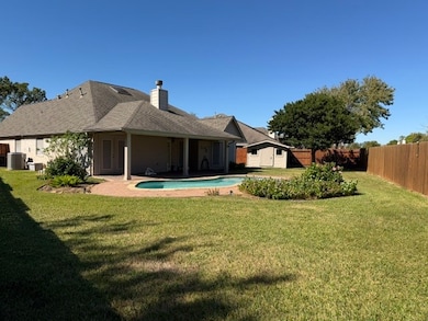 10435 Claybrook Dr, Houston, TX 77089 - photo 3