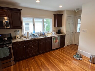 90 Grove St unit 2, Belmont, MA 02478 - photo 4