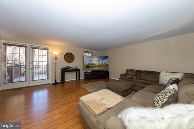 13974 Winding Ridge Ln, Centreville, VA 20121 - photo 6