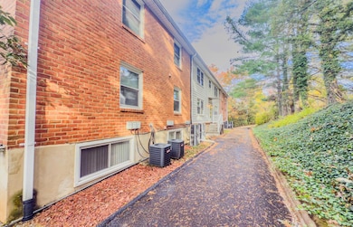 4622 Grandin Rd SW, Roanoke, VA 24018 - photo 6