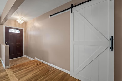 9-web-or-mls-_2100885