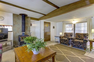19-web-or-mls-52995 Loop Drive-19