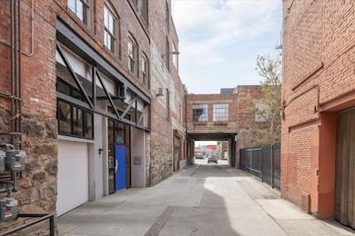 1221 W Railroad Alley #9 Alley unit 9, Spokane, WA 99201 - photo 2