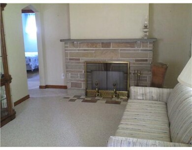 Living Room. Neutral paint in livingroom with beau