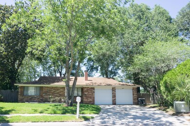 6975 Gribbin Ct, Jacksonville, FL 32210 - photo 2