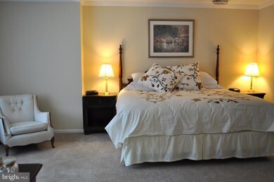 201 Owaissa Ct SE, Vienna, VA 22180 - photo 4