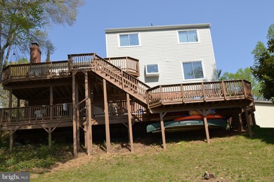 15446 Beachview Dr, Dumfries, VA 22025 - photo 5