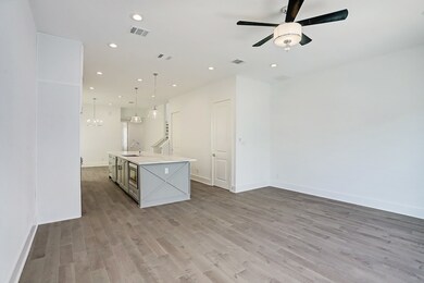4210 Schuler St unit A, Houston, TX 77007 - photo 4
