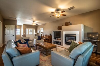 717 Sunrise Ct, Farmington, NM 87401 - photo 5