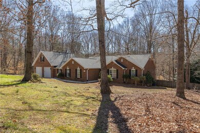 3115 Creekridge Dr, Asheboro, NC 27205 - photo 2