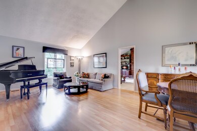 599 Link Rd, Columbus, OH 43213 - photo 2