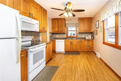 324 Alder St, Black River Falls, WI 54615 - photo 4