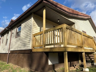 52 Shadow Cat Alley, Prestonsburg, KY 41653 - photo 3