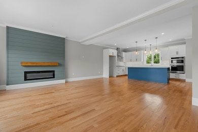 22 Pleasant St unit C, Mansfield, MA 02048 - photo 3