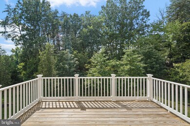 8061 Gabriels Ct, Jessup, MD 20794 - photo 4