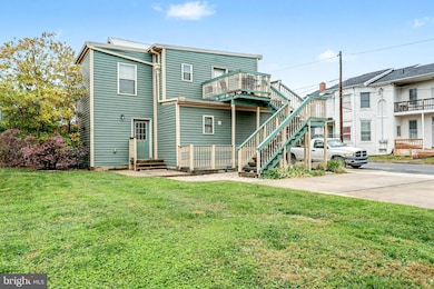 439 Market St unit 1, New Cumberland, PA 17070 - photo 2