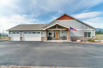 03-2Front of home