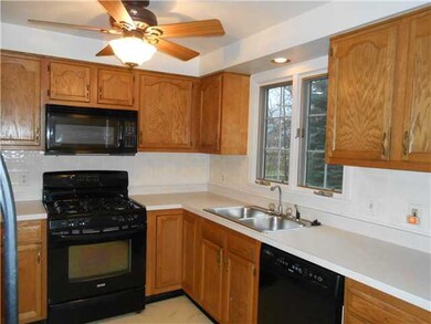 Kitchen Microwave and gas range!